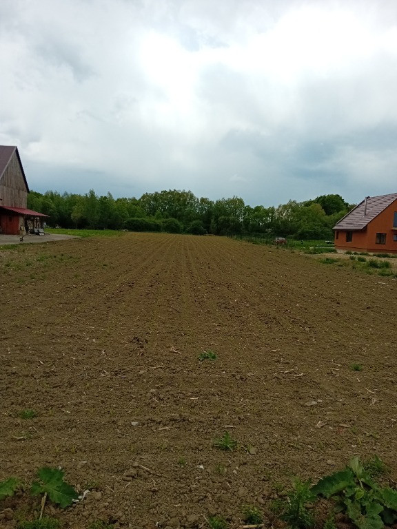 Teren intravilan la 14 km de Brasov in Lunca Calnicului 1853mp