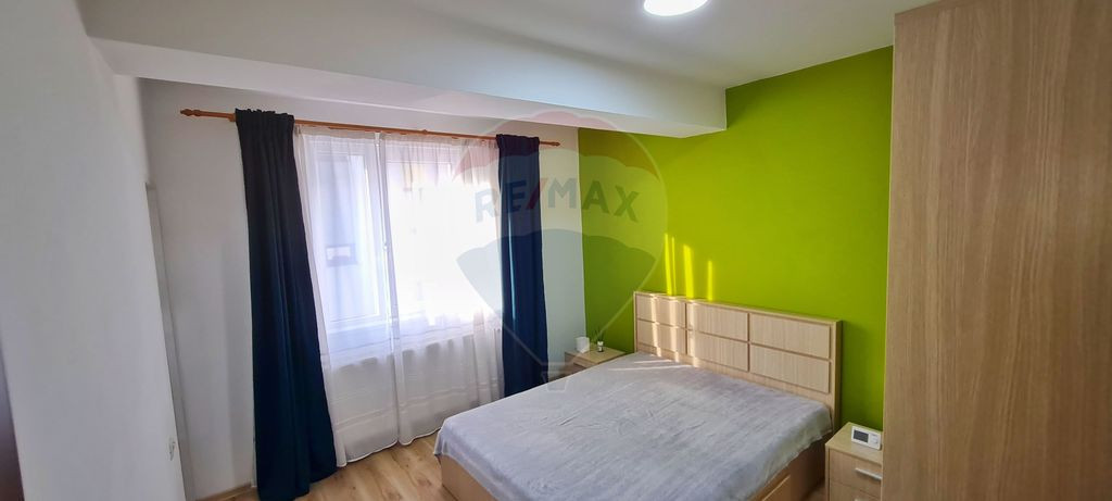 Apartament 3 camere de închiriat – Cartier Latin | Com...