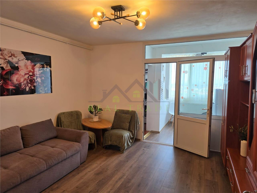 Garsoniera renovata zona Noua