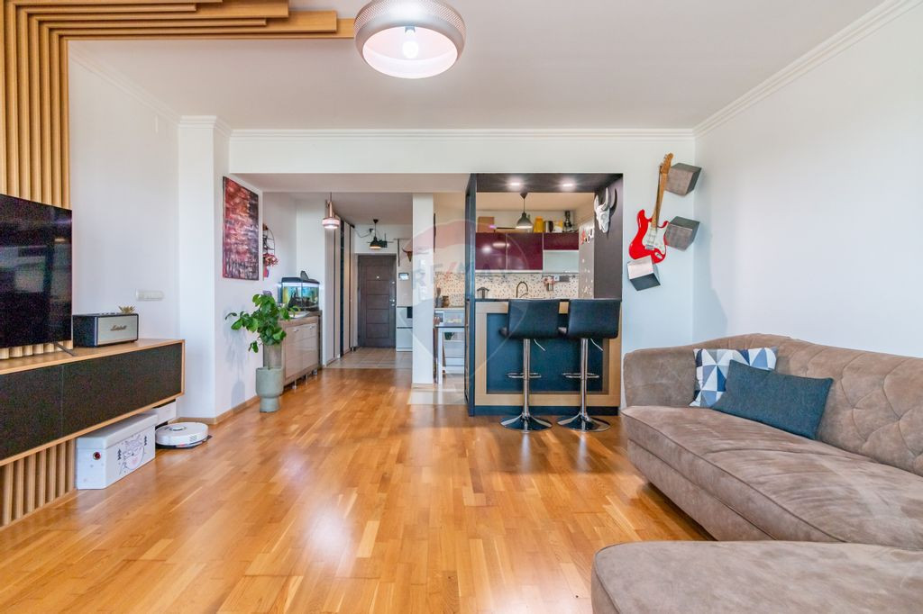 Apartament 3 Camere, Zona Morarilor, in Complex cu Piscina