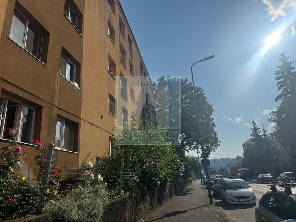 Garsoniera zona AFI Brasov