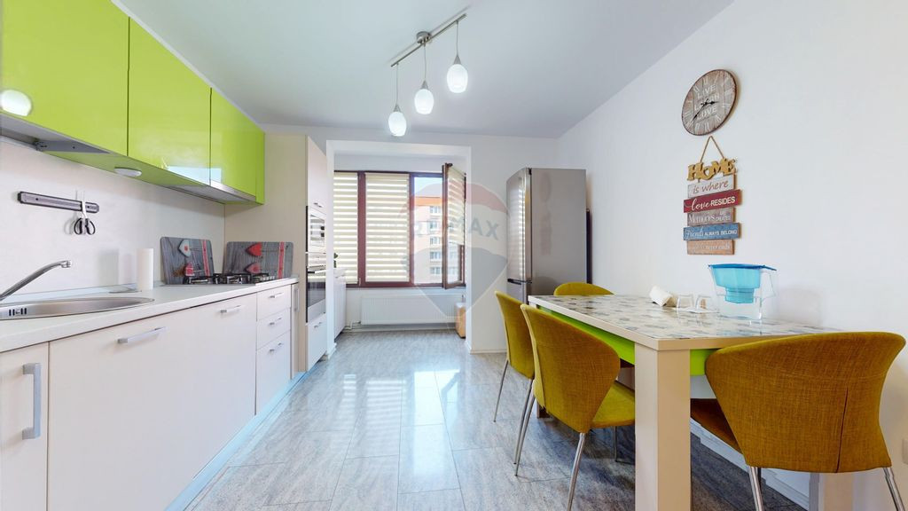 Apartament 3 camere de închiriat Bd. Victoriei - zona Ce...