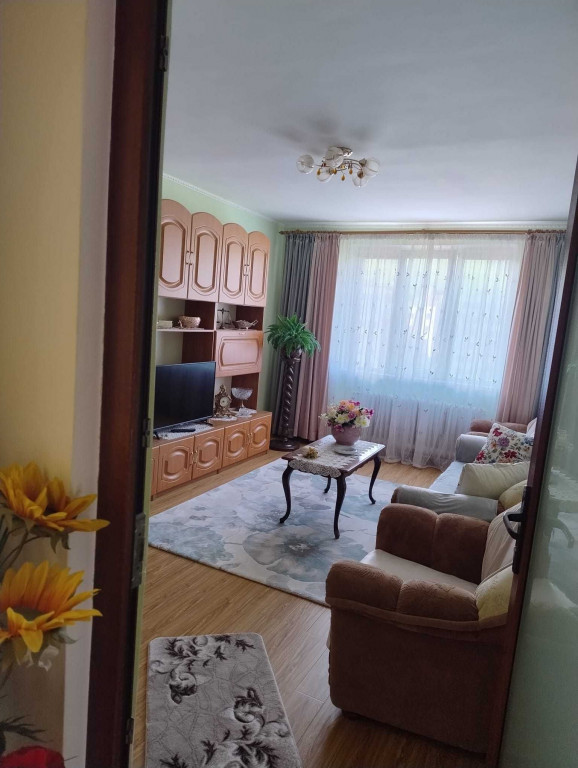 Apartament 3 camere decomandat Noua