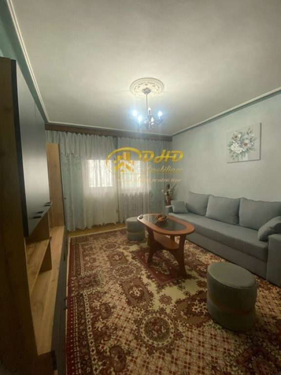 2 cam dec GARĂ - Fosta Billa, etaj 1