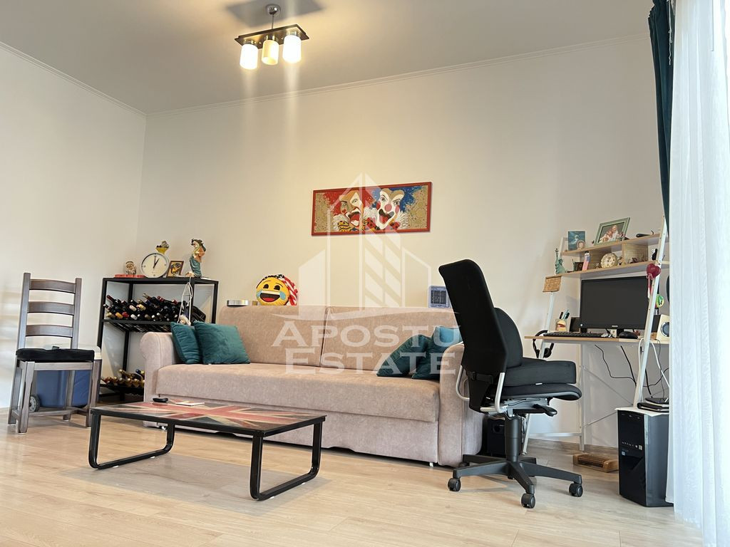 Duplex pe parter, cu 3 camere, in Sanandrei