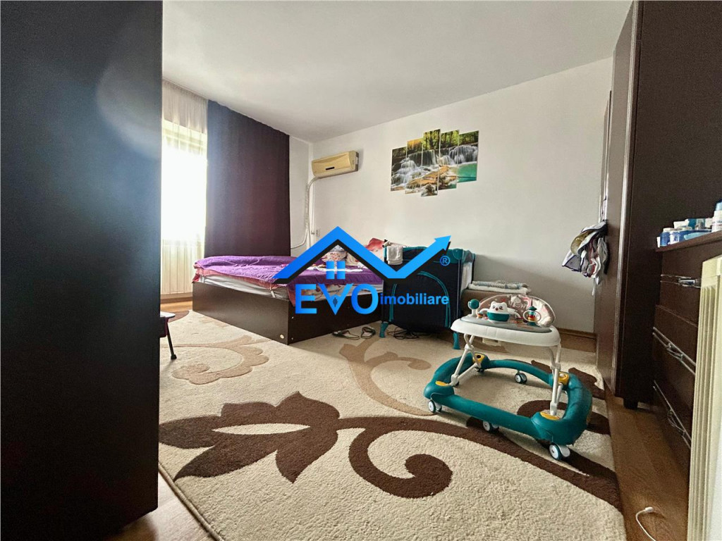 Apartament de cu 2 camere, decomandat, Bicaz