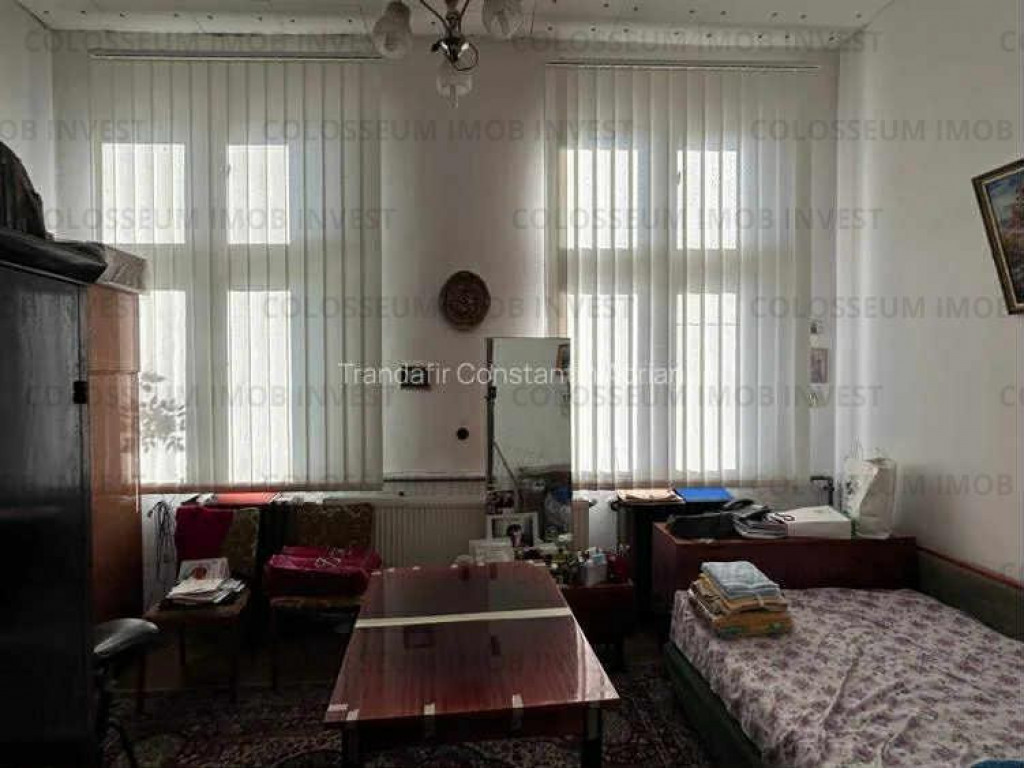 Apartament 4 camere, decomandat - zona Centru Istoric