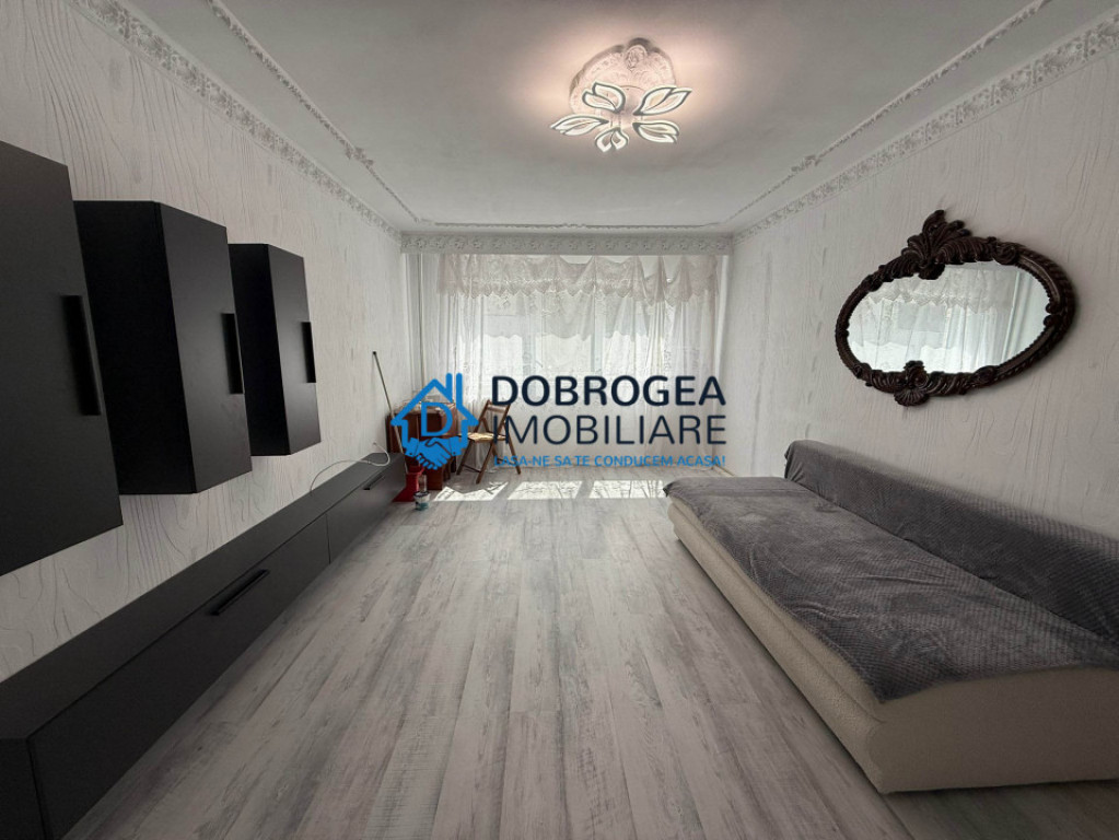 Varariei- 2 camere, decomadat, etaj 2, boxa