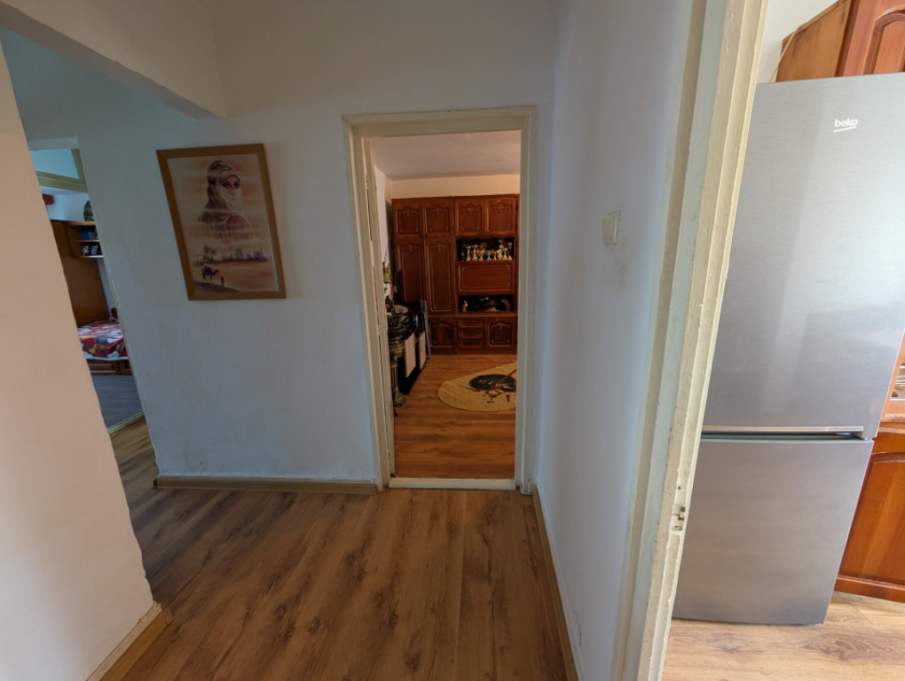 Nord, 3 camere decomandate etaj intermediar