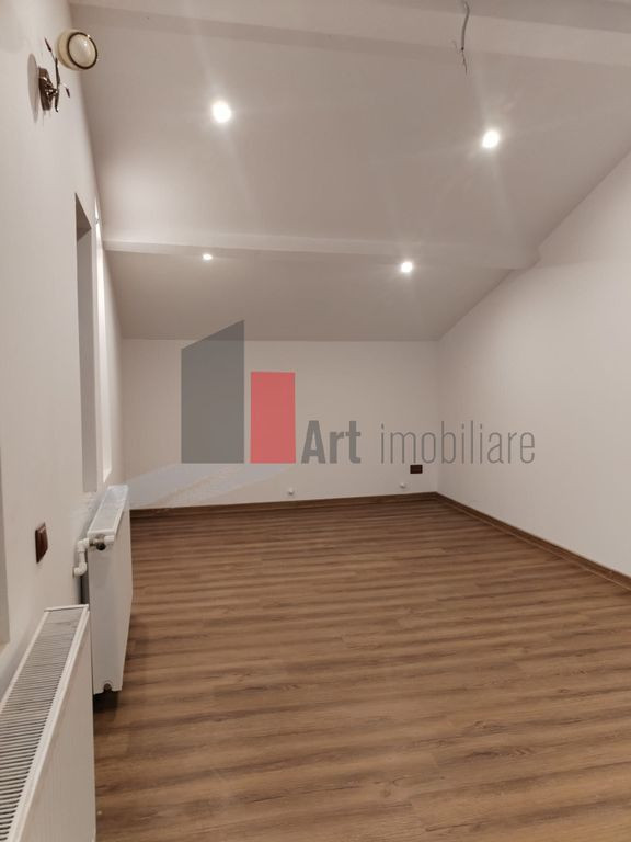 Închiriere casă 5 camere Șoseaua Progresului - Jumbo L...