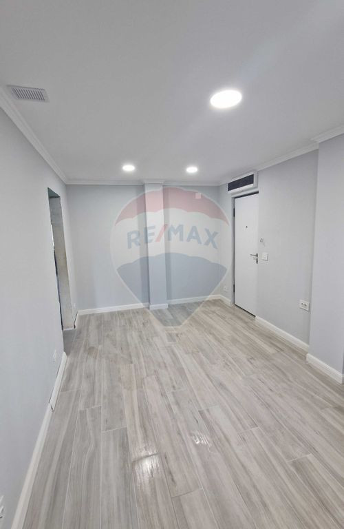 Spațiu pretabil pentru cabinet sau birou zona Micalaca/G...