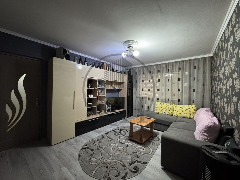 Apartament 2 camere de închiriat Constanta, zona Far