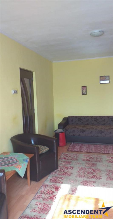 Garsoniera spatioasa de inchiriat, Astra, Brasov