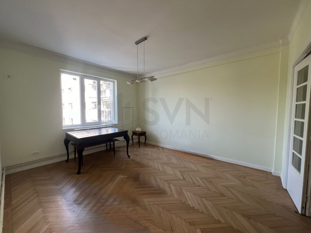 Apartament 4 camere Renovat si Utilat