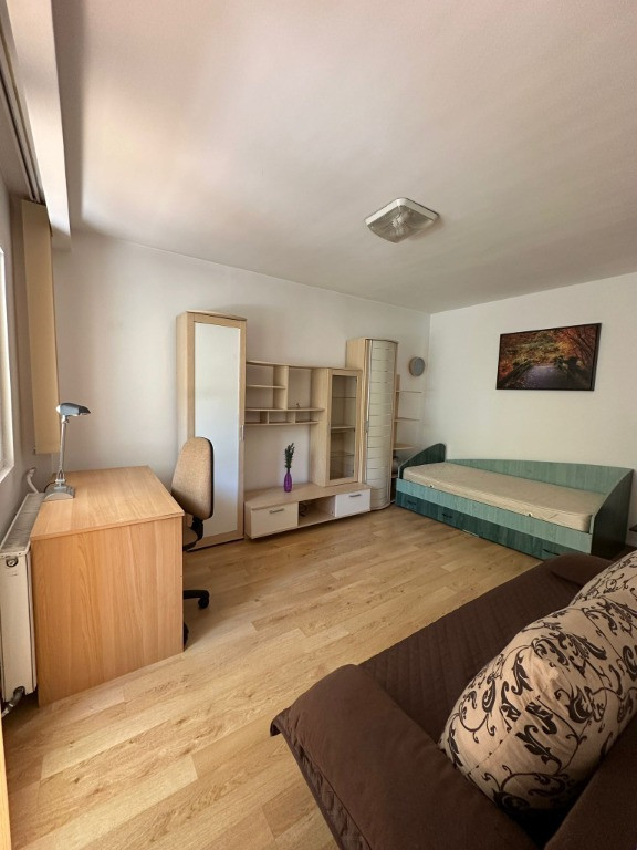 Garsoniera str Almasului -Manastur