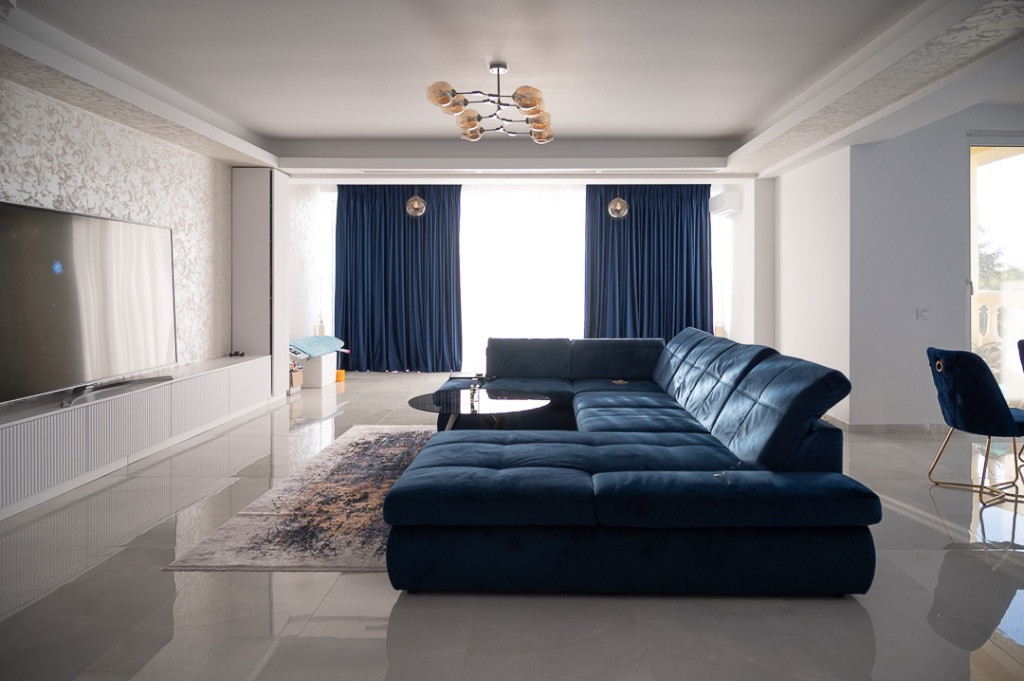 Acces Gratuit la Piscine - 4 Camere în Palladian Condominium 5*