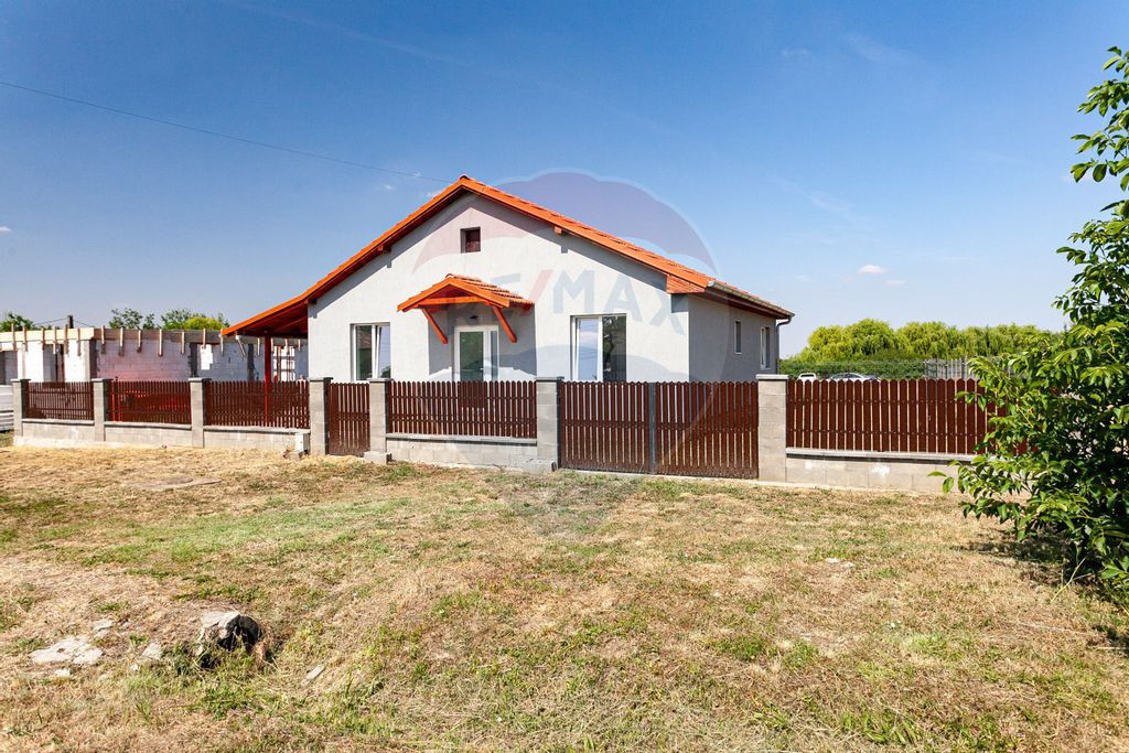 Casă noua si moderna de inchiriat in Loc. Frumuseni