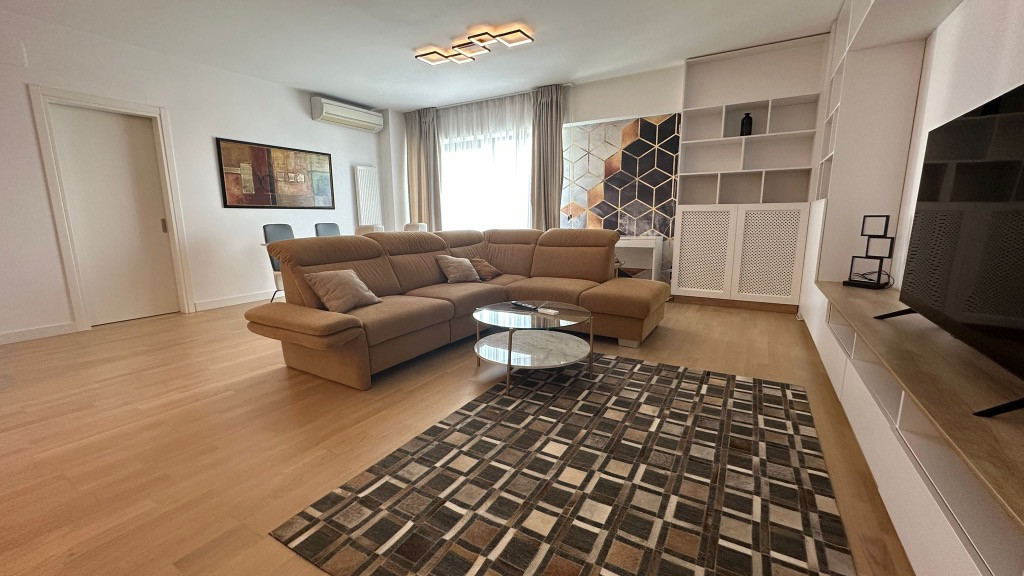 UPGROUND RESIDENCE 2 camere complet mobilat/utilat