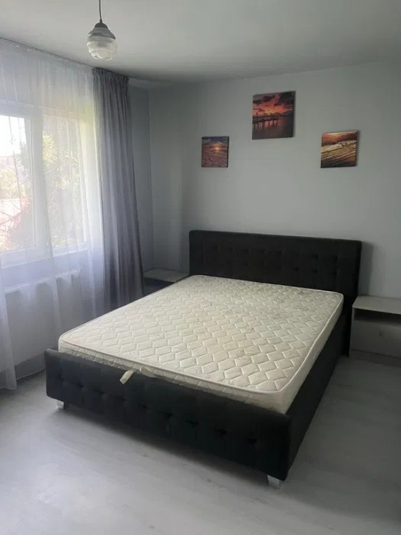 Inchiriere apartament 3 camere in Podu Ros