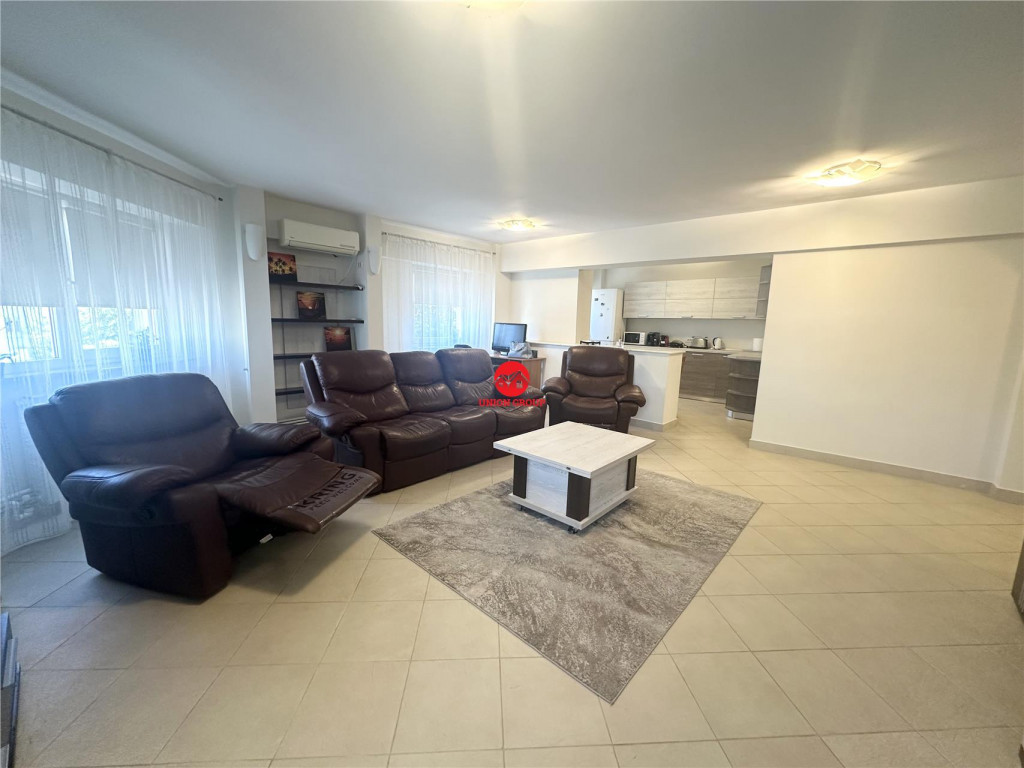 Apartament 3 Camere Foarte Spatios - Zona Capitol