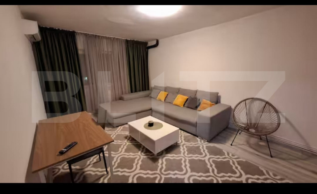 Apartament cu 3 camere, decomandat, etaj 1, centrala si AC,