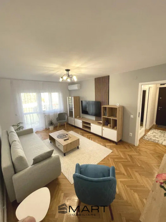 Apartament 3 camere zona Parcul Sub Arini
