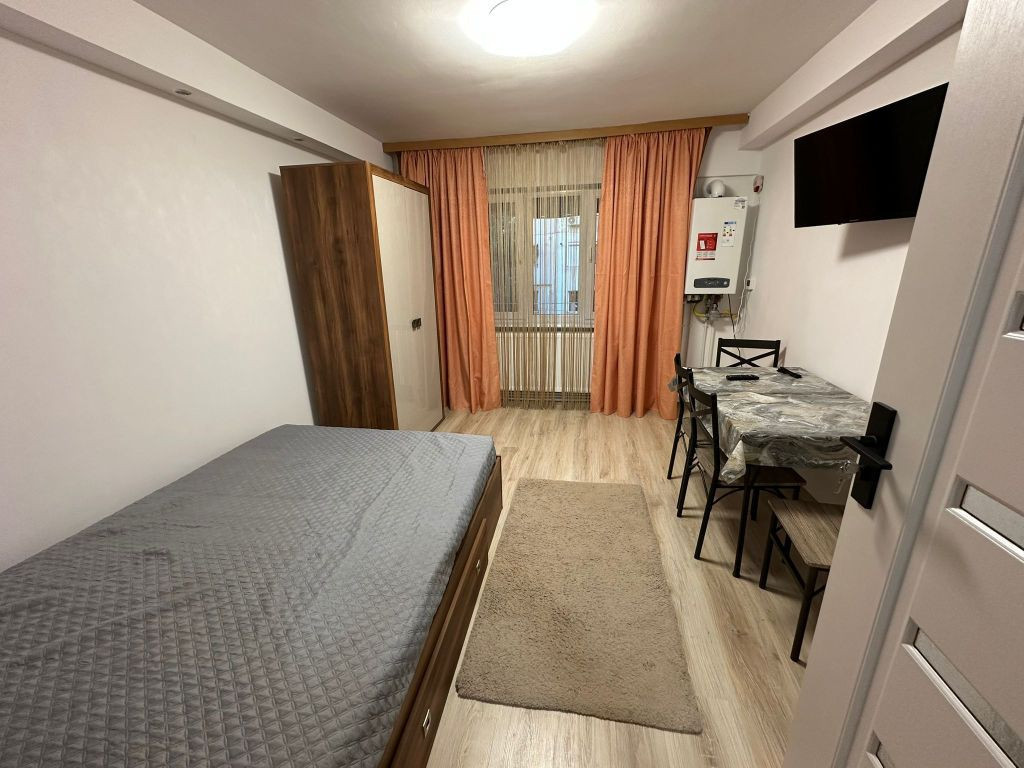 Garsoniera prima inchiriere ,Micro 39B, et 3 la cheie -10...