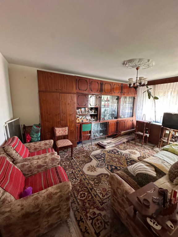Apartament 2 camere zona Dacia