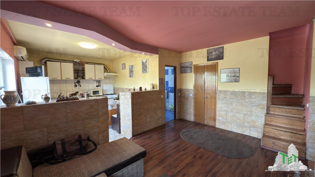 Apartament 3 camere tip duplex metrou 1 Decembrie 1918