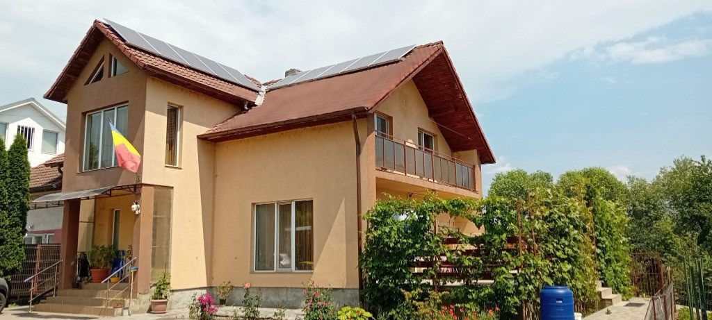 Casa zona Unirea la iesire