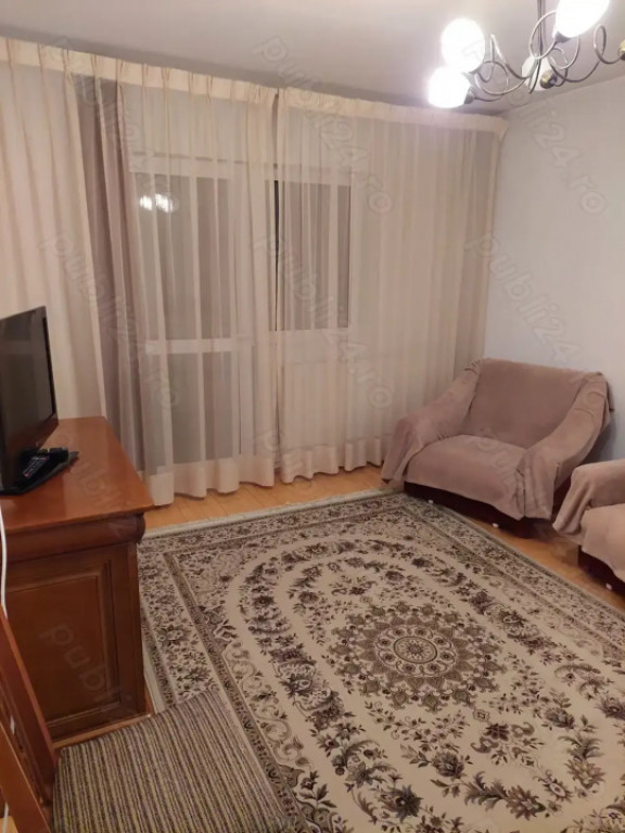 Apartament 2 camere decomandate zona Racadau.