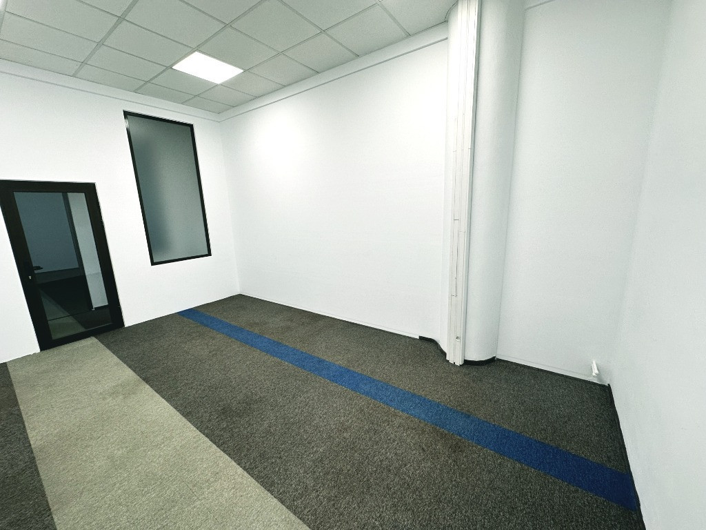 Spațiu comercial 20 mp de închiriat Galați G. Coșbuc Locație excelentă