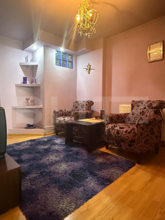 Apartament 3 camere, 46 mp, zona CENTRAL