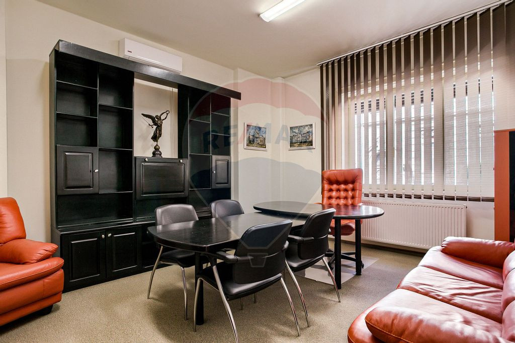 Spațiu birouri de 60 m² de închiriat în zona Ultracen...