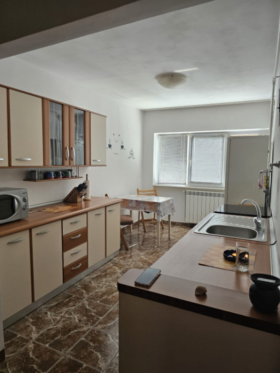 Apartament 4 camere zona Dacia