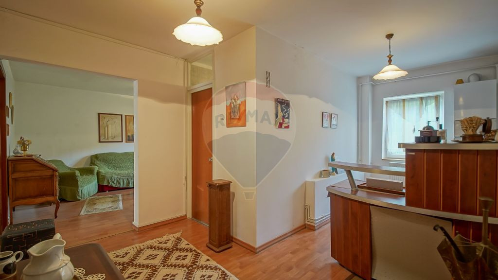 Spațiu de birouri de 65 mp Răcădău