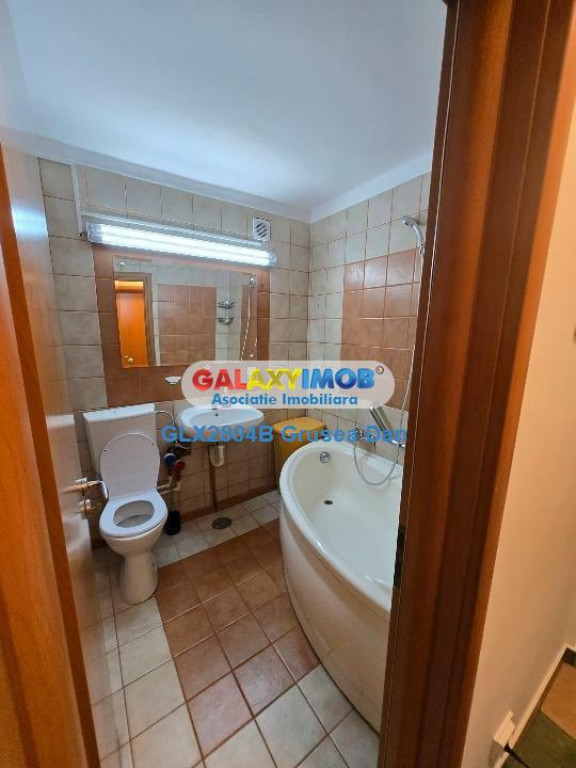 Moghioros | 3 camere 72mp | 1980 | 2xAC balcon cada | parcar