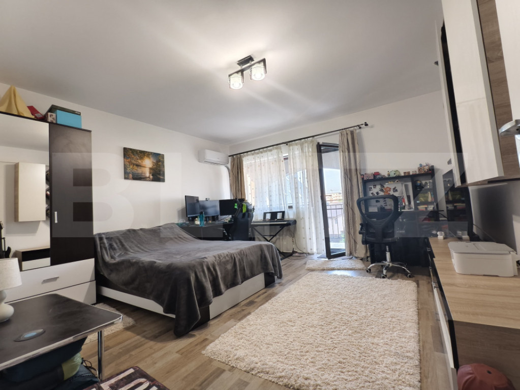 Garsoniera superba bloc nou, parcare, boxa mobilata, zona Tr