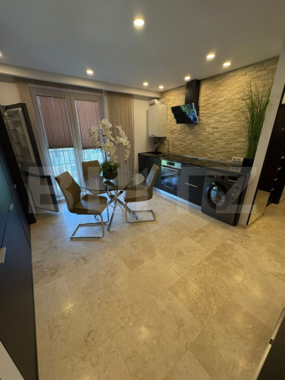 Apartament cu 2 camere, etaj 3, zona Decebal LUX