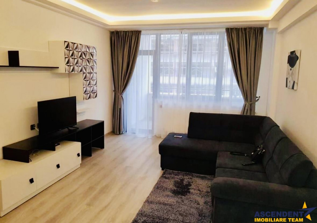 Clasa A,doua camere,loc parcare,doua balcoane, Isaran, Braso