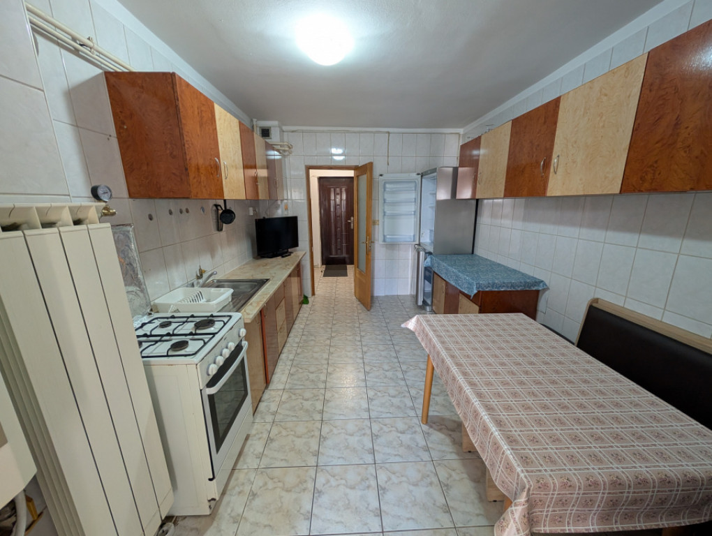 Apartament de închiriat Banca Națională etaj 1