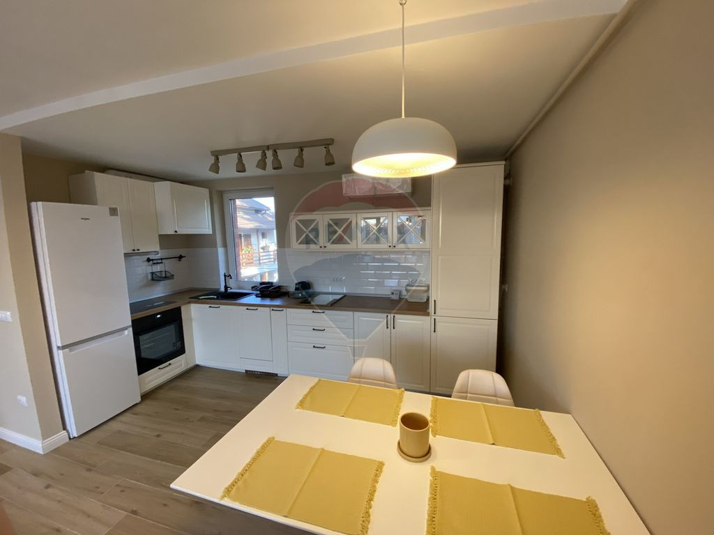 DE INCHIRIAT APARTAMENT DE LUX CENTRU VECHI