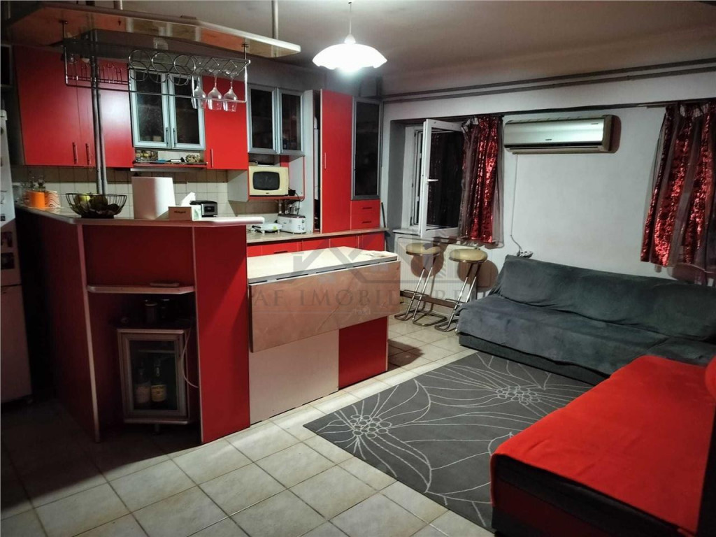 Apartament 3 camere Nicolina - Rond Vechi