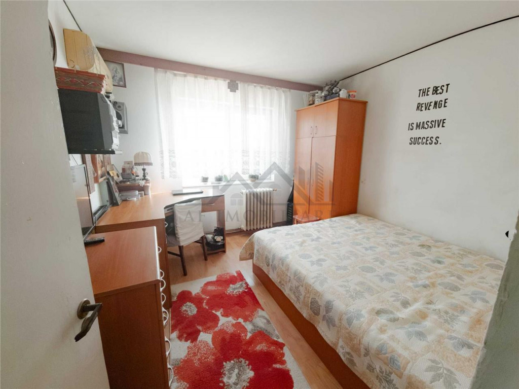 Apartament 3 camere Alexandru cel Bun