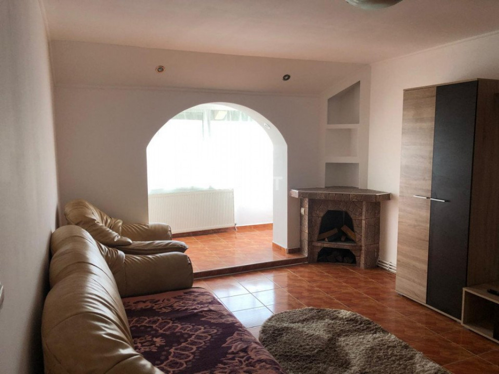 Apartament 4 Camere, etaj 3, 83 mp, mobilat-Frumoasa