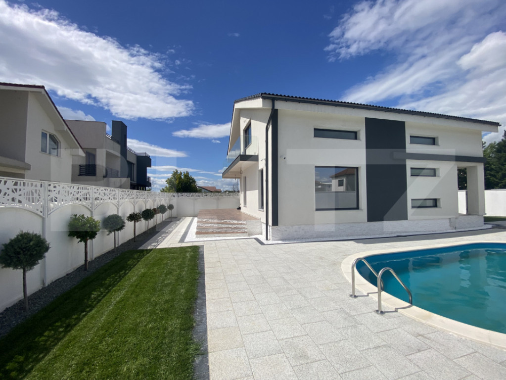 Vila de lux, 230 mp, teren 490 mp, piscina, toate utilitatil