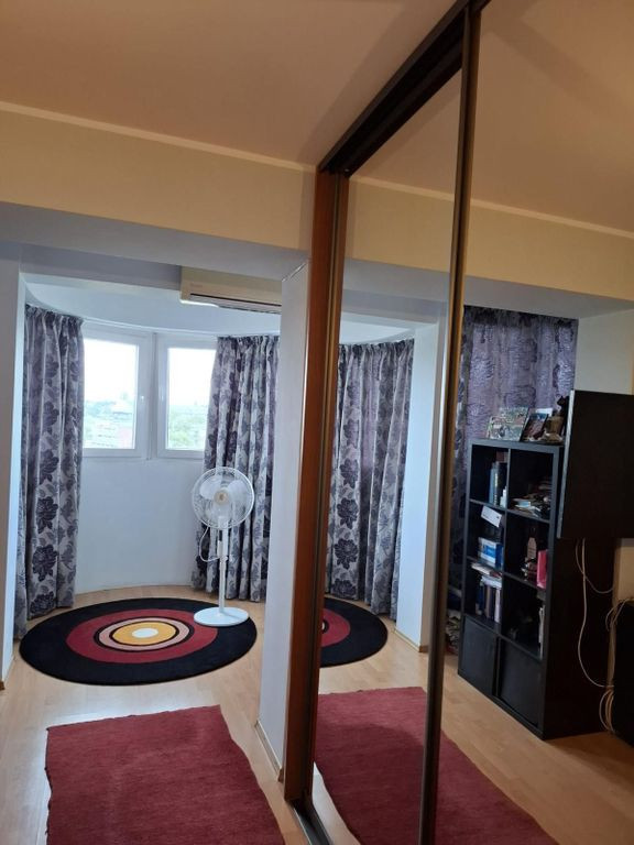 Apartament 4 camere, 90 mp, 2 niveluri, 2 băi – Etaj 4...