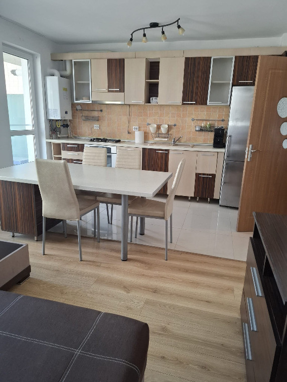 Apartament de inchiriat