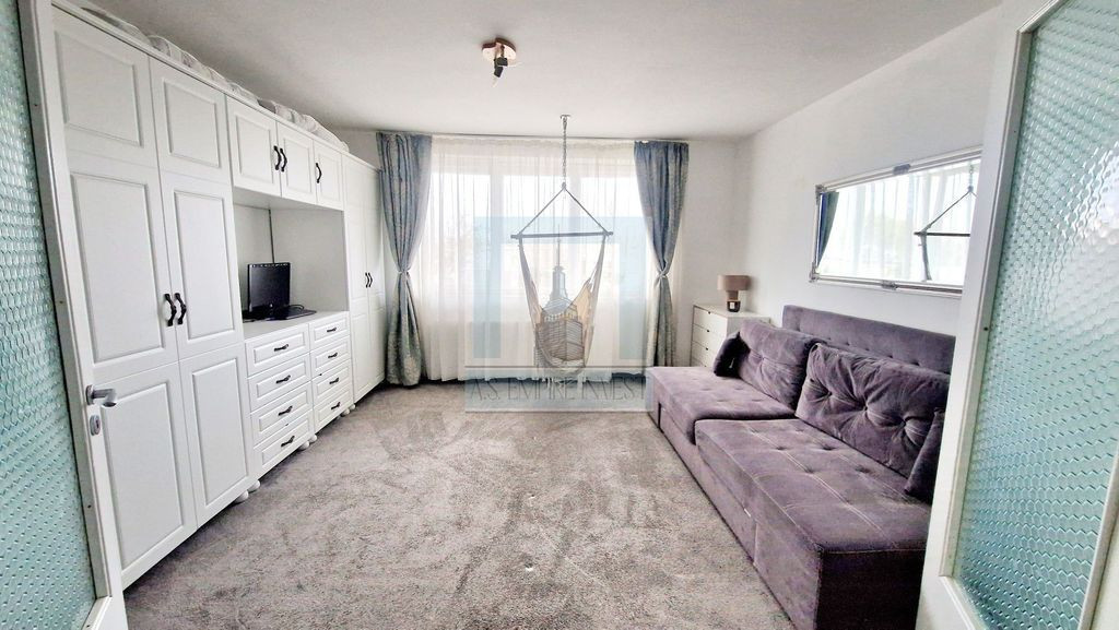 De vanzare apartament 2 camere/ zona Bartolomeu Nord