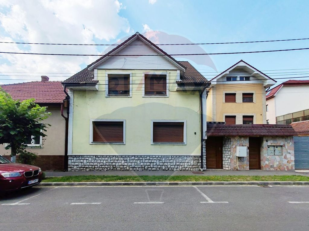 Investiție imobiliară - casă de vânzare cu contract f...